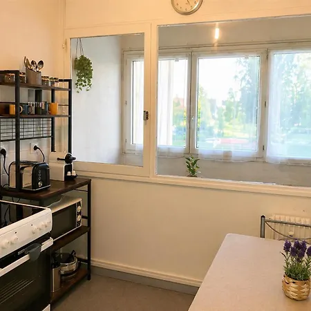 Apartmán T2 Lumineux Avec Balcon & Espace Bureau